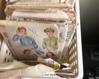 Items Located In 5th Bedroom (Craft Room)