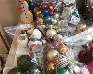 Items Located In 6th Bedroom ( Holiday Room)