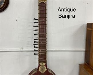 Antique Banjira