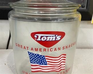 Toms Jar