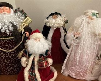 Some of the many Santas 