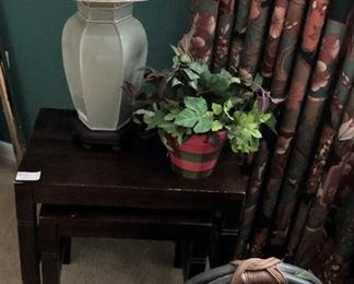 Small nesting tables; lamp