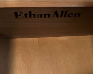 Ethan Allen Georgian Court dresser
