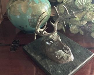 Metal deer décor 
