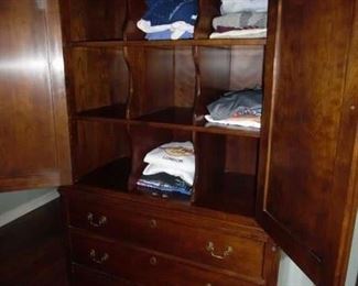 Secret storage panel - 