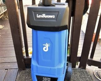 Land Works Chipper Shredder - electric