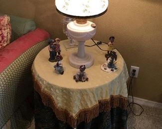 Vintage lamp, small round table