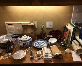 Blue & white, hammered alluminum