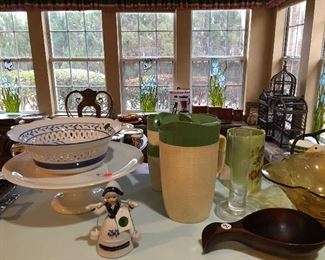 Vintage thermal pitcher & glasses, cake plate