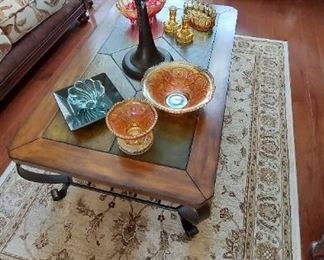 Beautiful coffee table! beautiful rug! Rare carnival glass vintage glass.