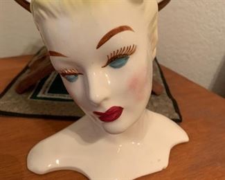 Porcelain glamour bust