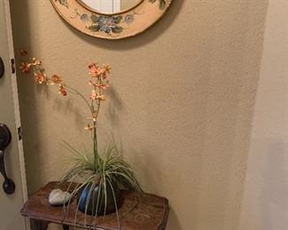 Small entry table and mirror