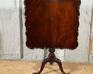 TILT TOP TEA TABLE | probably 20th century, applied pie crust edge (missing at conrner), carved tripod base 