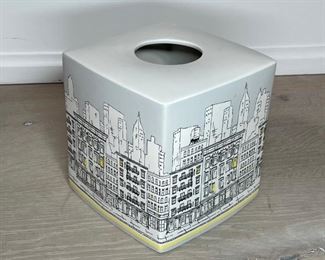 DKNY CERAMIC TISSUE BOX HOLDER | h. 6 in. 