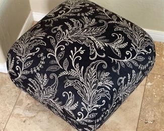#2 Botanical Pattern Footrest Ottoman 17x21x21in HxWxD