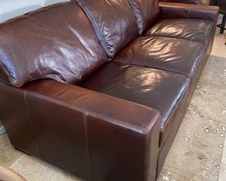 Moroni Grandeur Italian Leather Sofa 36x86.5x44in HxWxD