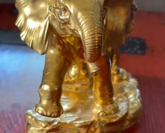 Boehm Limited Gem & Gold 400 Porcelain Elephant Diamond Eyes 8x10x5in HxWxD