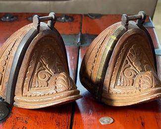 Chilean Huaso Stirrups Carved Wood Estribos COWBOY GAUCHO 7x5.75x8in HxWxD