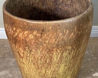 Antique Willow Tree Stump Carved Bucket 15x15.5in Diameter