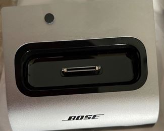 Bose 30 pin Adapter for Wave Radio