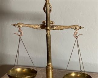Maco Braga Vintage Brass Figural Balance Scale 23x19x7in HxWxD