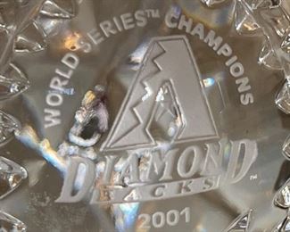 Waterford Diamond Backs 2001 World Champions Crystal Baseball Paperweight 2.5in Diameter