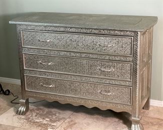 Hammered Tin 3-Drawer Dresser 35x49x21.5ihn