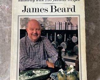 *Signed* James Beard Delights & Prejudices 1st Edition Book Paperback 9.25x5.35
