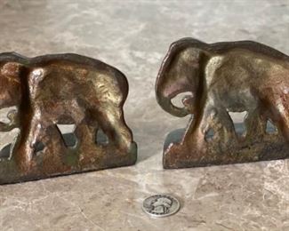 Vintage Cast Iron Elephant Bookends 3.75x3.75x1.5in HxWxD