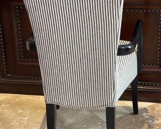 Contemporary Black White Accent Chair 40x22x23in HxWxD