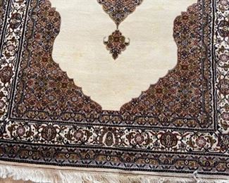 Hand Knotted Persian Rug 105 X 72in