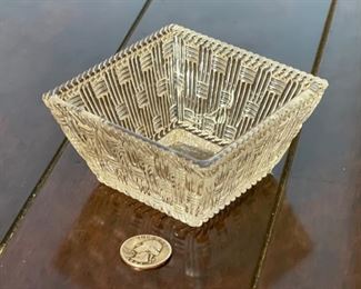 Tiffany & Co Crystal Glass Square Candy Dish Basket Weave 2x4.25x4.25in HxWxD