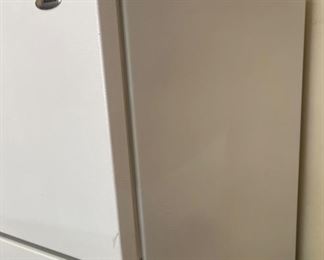 Amana 14TFA Garage Refrigerator 63x28x30in HxWxD