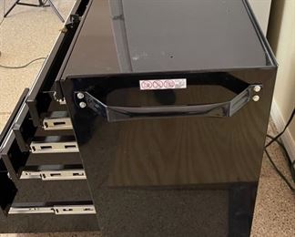 Husky 26in 5-Drawer Tool Chest Cabinet 34x30x20in HxWxD