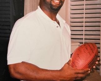 *Signed* USC Football 9x12x9in HxWxD