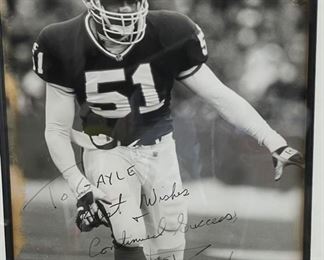 *Signed* Buffalo Bills David White Photo 18x16in
