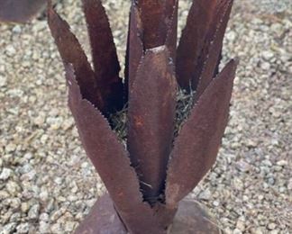 #3 Rustic Metal Agave SM 15 inches high