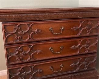 2pc Pulaski 3-Drawer Nightstands PAIR 30x32x18in HxWxD