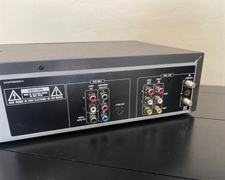 Go Video DV1040 Combo DVD MP3 VCR VHS Player Recorder Progressive Scan. 17in. X 10in. X 3in