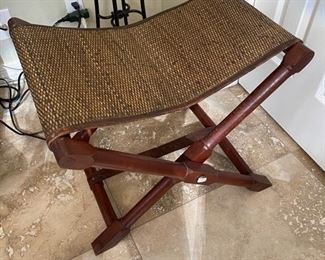 Milling Road wooden luggage stand 24in x 19in.