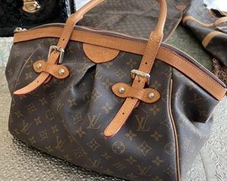 Louis Vuitton Vintage Monogram Tivoli PM Hand Bag 16in. X 10in. X 15in.