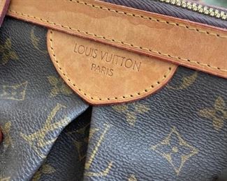 Louis Vuitton Vintage Monogram Tivoli PM Hand Bag 16in. X 10in. X 15in.