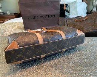 LOUIS VUITTON Porte-Documents Voyage Monogram Briefcase Damage At Zipper As/IS 16 x 4 x 12