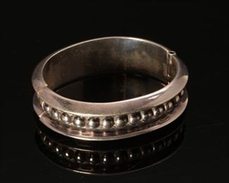 Mexico Sterling Silver hinged cuff bracelet shadowed silver beads 7.5 inch diameter : 3/4 in wide