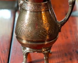 4pc Simpson Hall Miller & Co Tea Pot Set	Lg Teapot: 13x9x5in	
