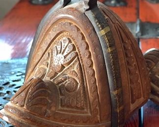 Chilean Huaso Stirrups Carved Wood Estribos COWBOY GAUCHO	7x5.75x8in	HxWxD
