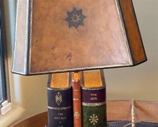 Maitland-Smith Stacked Books Lamp SINGLE	27x15x15in	HxWxD
