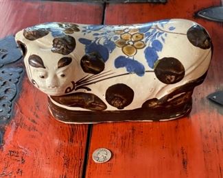 Antique Ceramic Chinese Beast Figurine	5x4x10in	HxWxD
