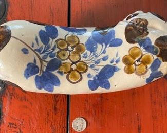 Antique Ceramic Chinese Beast Figurine	5x4x10in	HxWxD
