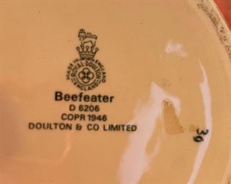 Lg Royal Doulton Beefeater Toby Mug D6206	7x5.75x6.5in	HxWxD
